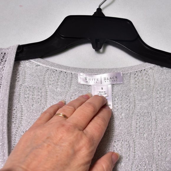 White House Black Market Silver Women's Singel Button Cardigan Sweater Size Smal - Picture 2 of 6